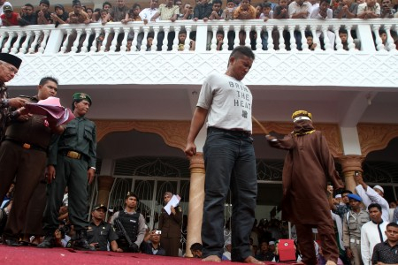 Terapkan Hukum Cambuk bagi Non-Muslim, Aceh Dinilai Tidak Islami
