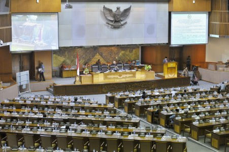 Tujuh Anggota Dewan Batal Dilantik