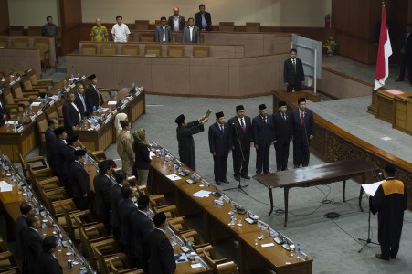 PDIP:  Masyarakat Harus Desak Perubahan Tata Tertib DPR