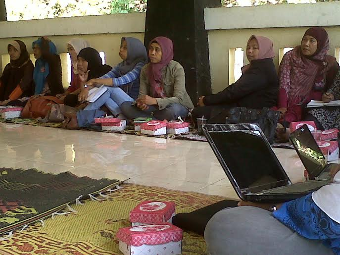 Bekas TKI Dilatih Pantau Pelayanan Publik