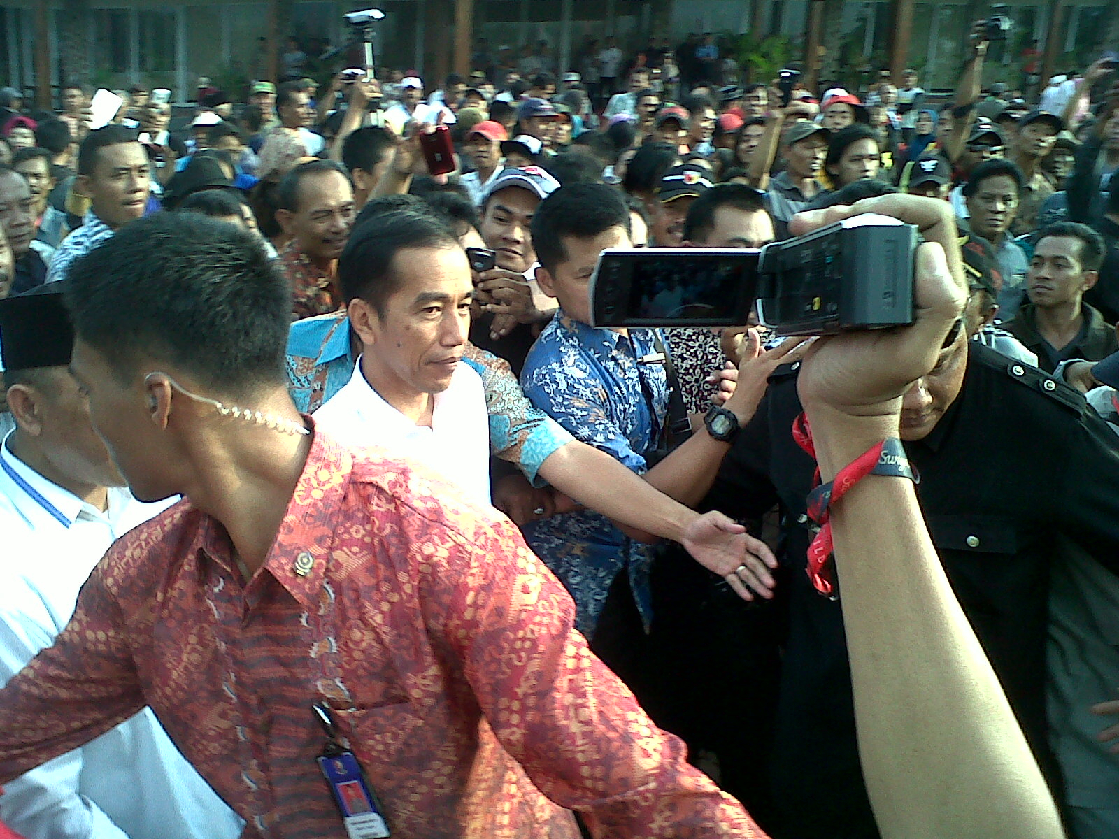 Begini Ketika Petani Curhat ke Jokowi