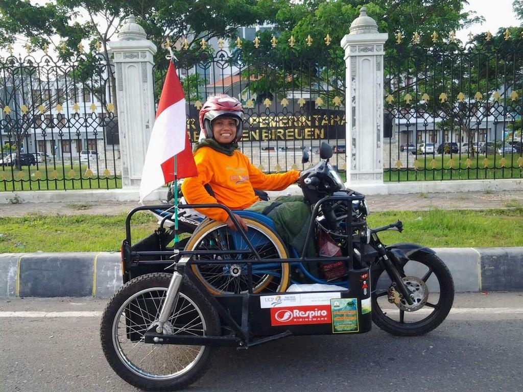 Walau Disabel, Sri Lestari Jelajahi Sabang Hingga Jakarta