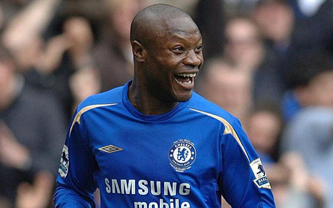 Williams Gallas Gantung Sepatu