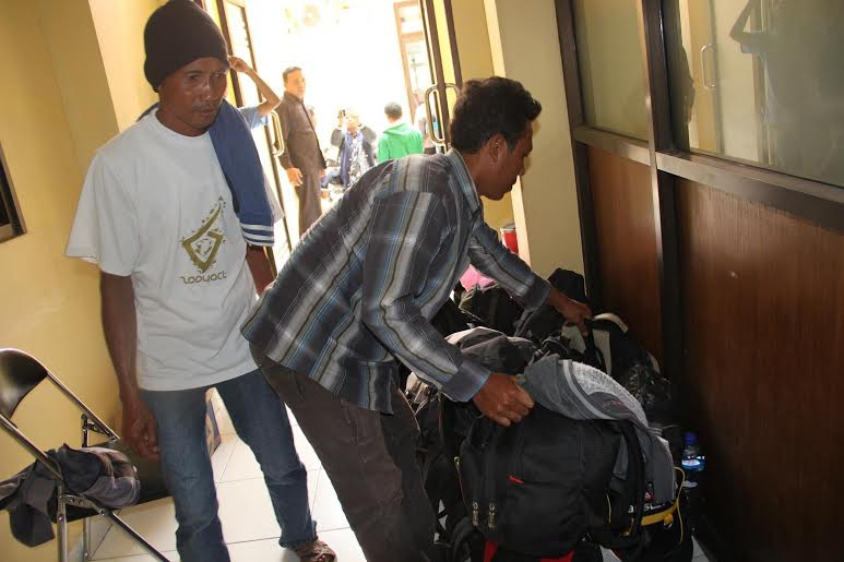 Dijanjikan Gaji Rp4 Juta, Mereka Ngebet Jadi TKI di Malaysia