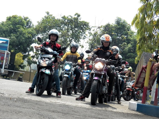 Minimalisir Angka Kecelakaan, Polisi Jombang Gandeng Klub Motor