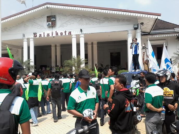 Berdalih BBM akan Naik, Buruh Tuntut Upah Naik Rp 650 Ribu