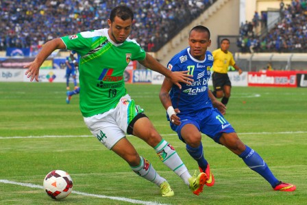 Ferdinand Sinaga Siap Bermain di Jakabaring