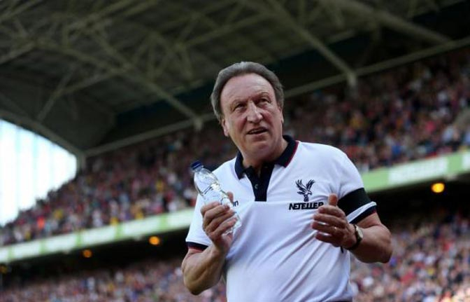 FA Denda Manajer Crystal Palace