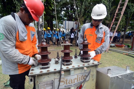 30 Ribu KK di Pedalaman NTB Belum Terlayani PLN