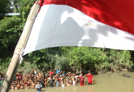 Mengundang Pahlawan