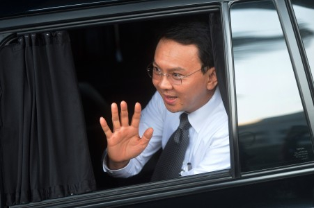 Diminta Duduk Bareng FPI, Ahok Enggan Berkomentar