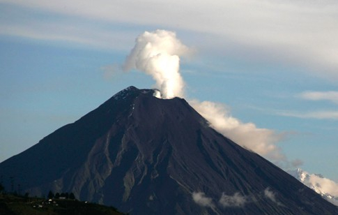 24 Desa Diprediksi Terdampak Letusan Gunung Raung