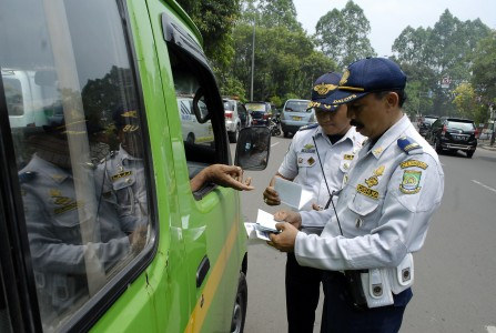 Tarif Angkutan Umum di Jakarta Sudah Naik