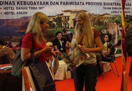 Lima Negara Ini Akan Bebas Visa Masuk Ke Indonesia