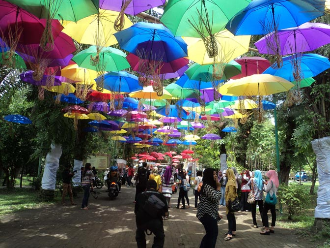 Solo Gelar Festival Payung