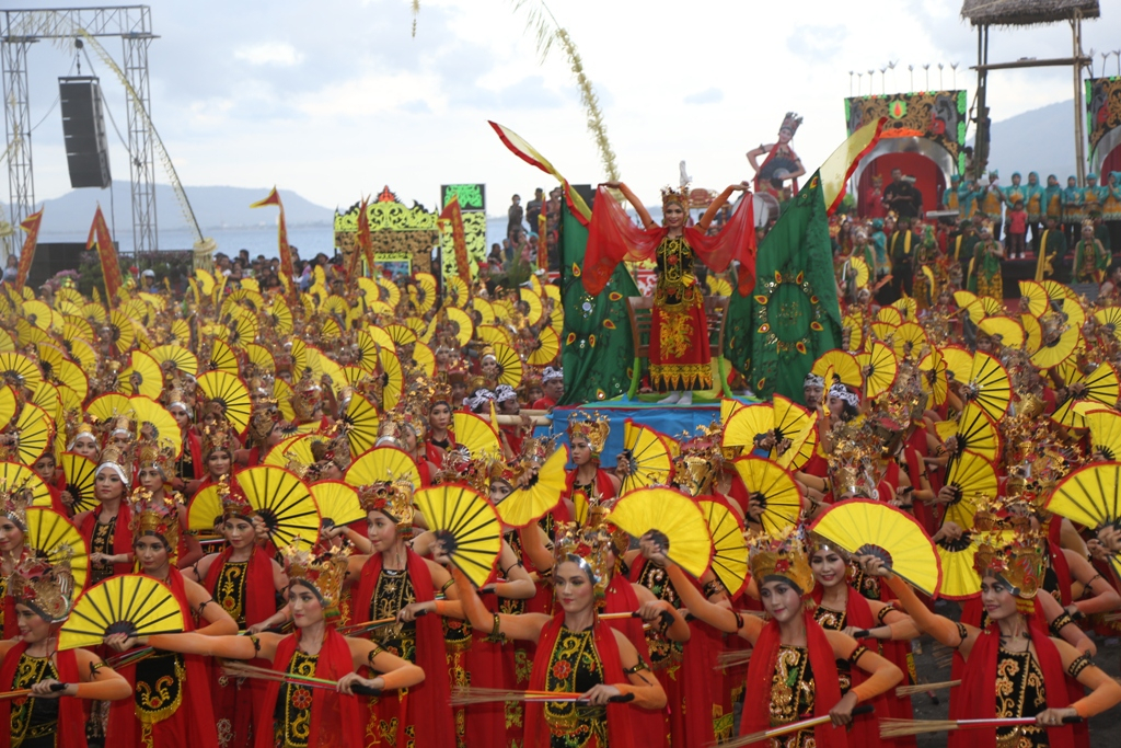 Menikmati Festival Gandrung Sewu di Banyuwangi