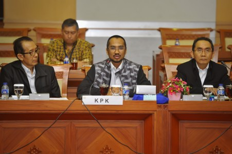 KPK Duga Banyak Anggota Komisi Agama DPR Bisnis Haji