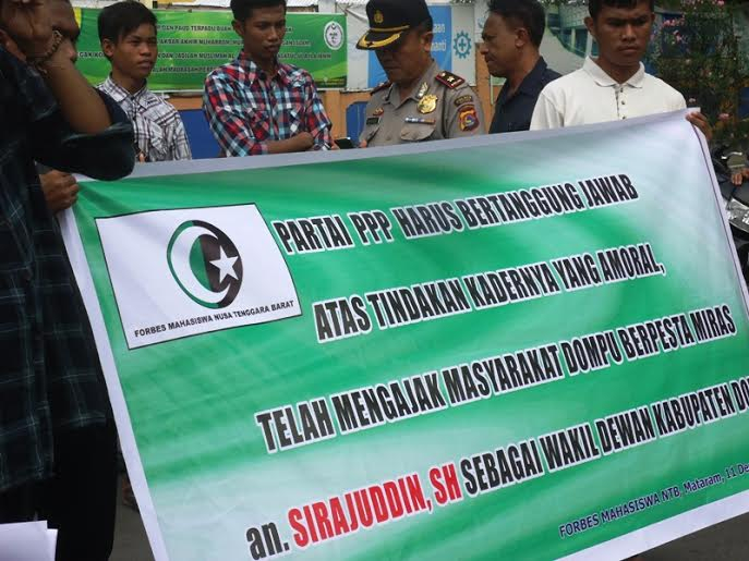 Wakil Ketua DPRD Diduga Pesta Miras, Mahasiswa: Amoral!