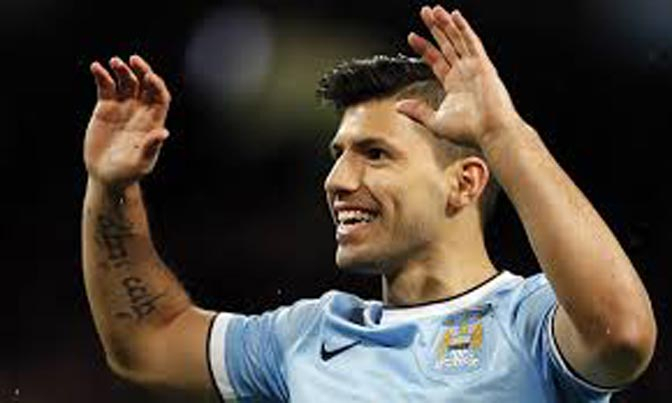 Aguero Pemain Terbaik Bulan November