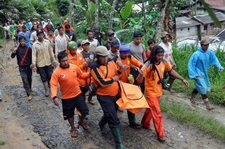 Tiga Tewas Akibat Longsor di Banjarnegara Jawa Tengah