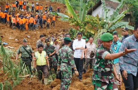 BNPB  Sebut Ada 274 Kabupaten/Kota Rawan Longsor