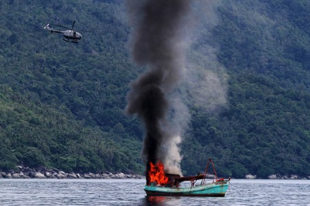 TNI Bantah Abaikan Perintah jokowi Tenggelamkan Kapal
