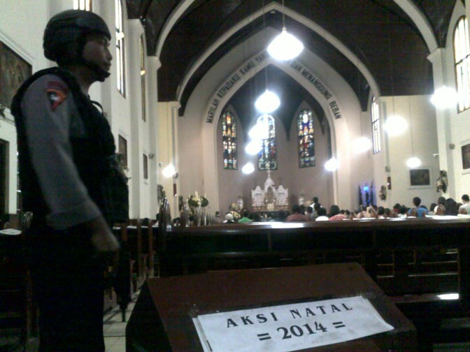 Polisi Periksa Ratusan Gereja di Bandung