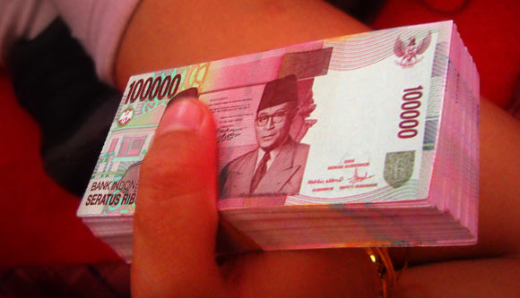 Beasiswa Mahasiswa Miskin Banyuwangi Total Rp 75 Miliar
