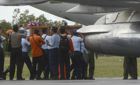 Korea Selatan Datangkan Pesawat Bantu Cari Air Asia