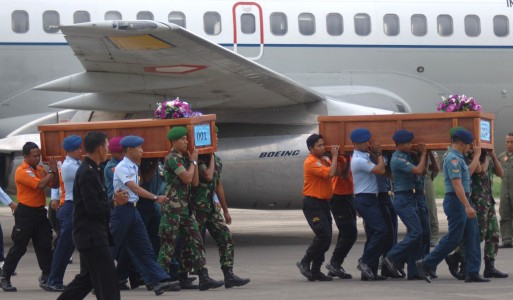 Pintu Darurat AirAsia QZ8501 Ditemukan