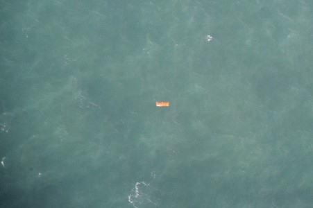 Serpihan Pesawat AirAsia Kembali Ditemukan
