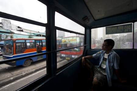 Tarif Angkot di Bekasi Turun Rp 500
