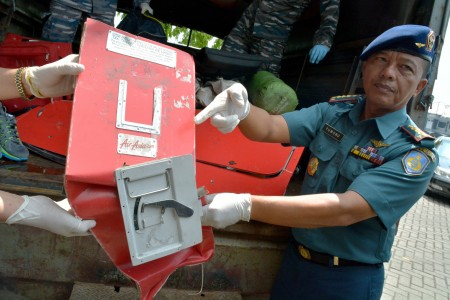 Arus DKuat Hambat Pengambilan Black Box Air Asia