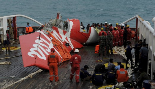 KNKT Periksa Data FDR Air Asia di Dalam Negeri