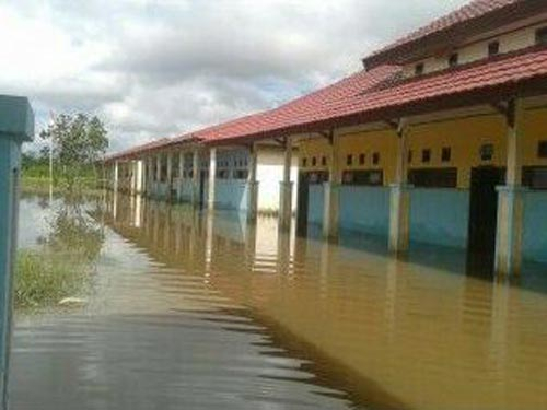 Hindari Banjir Warga Nunukan Bermukim di Hutan