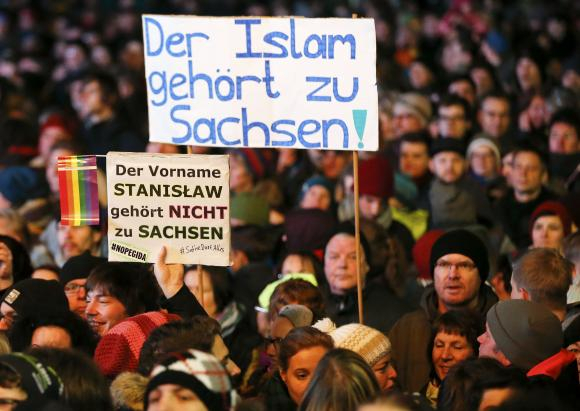 Musisi Jerman Gelar Konser Rock Tolak Pegida