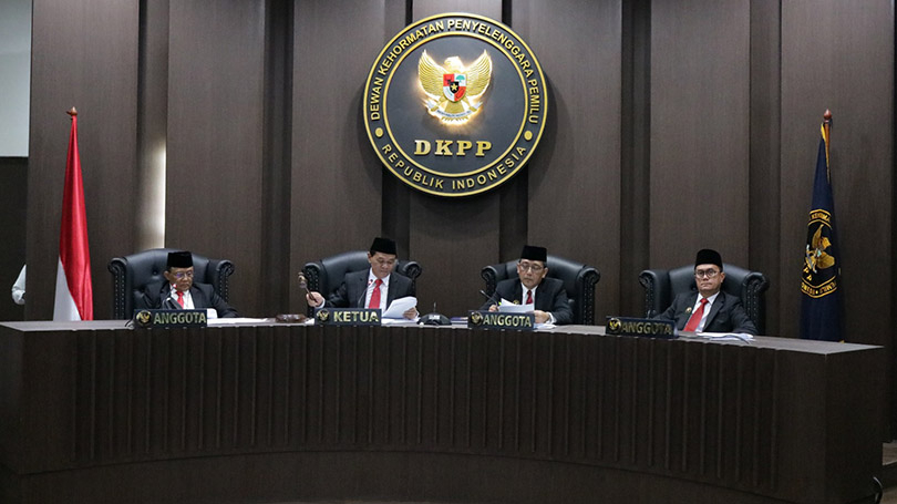 DKPP Berhentikan Sementara Empat Penyelenggara Pemilu Kabupaten Tolikara