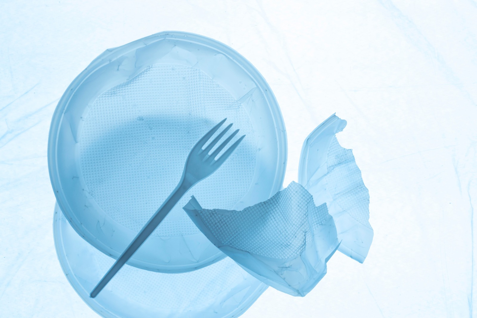 Masa Depan Tanpa Plastik: Tantangan dan Solusi Berkelanjutan