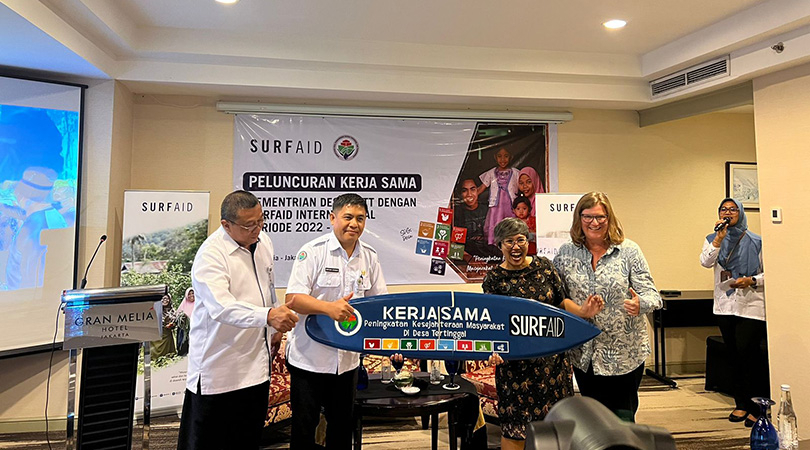 Kemendesa PDTT Kuatkan Kerja Sama Dengan SurfAid untuk Kesejahteraan Masyarakat Terpencil