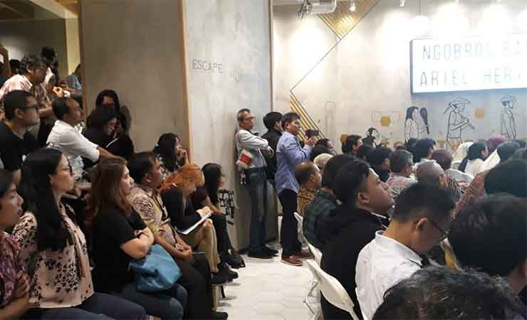 Mengapa Agama 'Laku' Dijual di Indonesia?