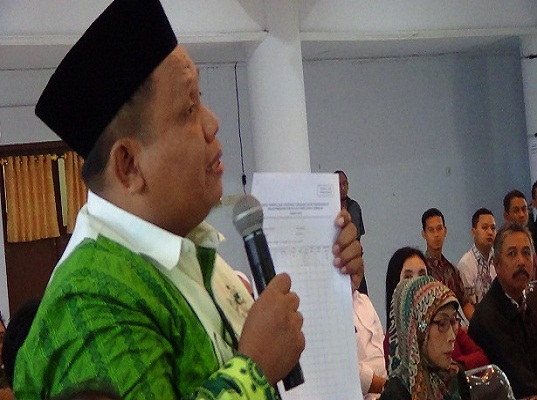 Disorot, Balon Perorangan Beri Uang Untuk Galang KTP
