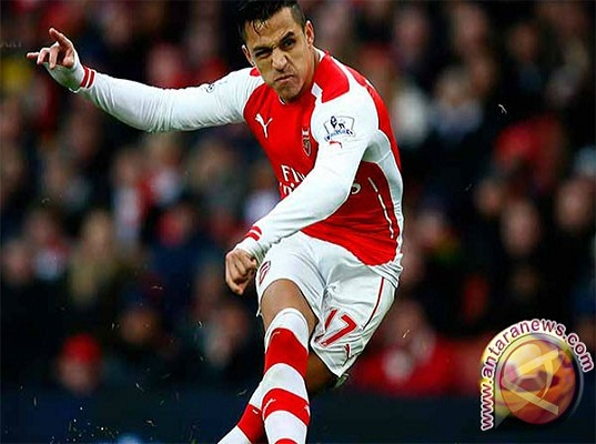 Sanchez Pemain Terbaik PFA