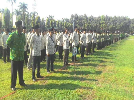 ICW Minta Pemerintah Buat Surat Edaran Cegah Politisasi Guru