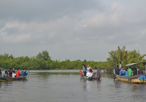 DPRD Cilacap Tantang Relawan Terlibat Membangun Desa
