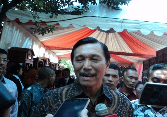 Luhut: Perpanjangan Masa Jabatan Kapolri Tak Perlu Perppu
