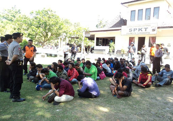 Antisipasi Sweeping Ormas, Polisi Tertibkan Hiburan Malam