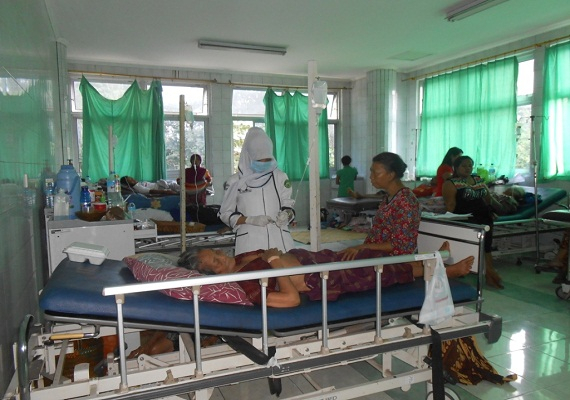 Libur Lebaran, Pasien Rujukan di RSUP NTB Membludak