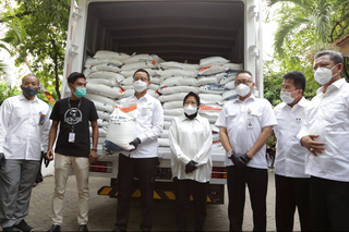BST dan BSB bagi Warga Terdampak Pandemi di Kota Pahlawan