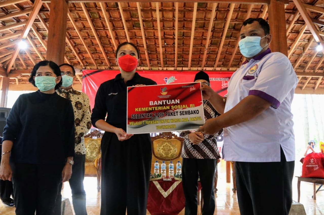 Terdampak Covid-19, Karang Taruna dan Dua Wilayah di Yogyakarta dapat Bantuan Kemensos