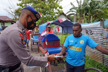 Sinkronisasi Data Pusat dan Daerah sebagai Alat Navigasi Bersama Penanganan Covid-19